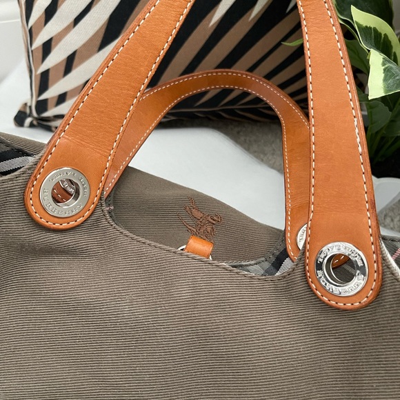 Burberry Blue Label Reversible - Picture 11 of 14